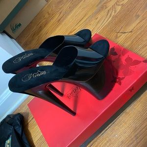 Pleaser 8 inch heels